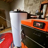 Установка и обвязка твердотопливного котла